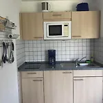 Haus Lorenz, * Immenstaad am Bodensee