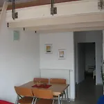 Haus Lorenz, * Immenstaad am Bodensee